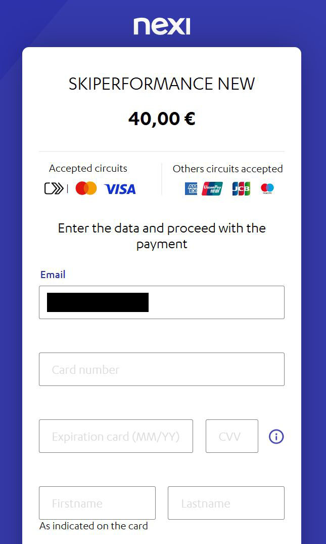 クレジットカード情報を入力